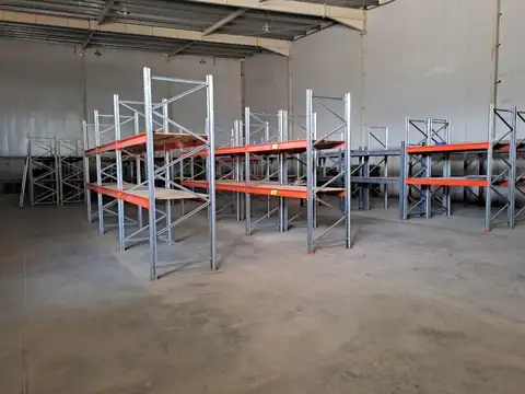 Galpon en Alquiler en Alvear, USD 4.800