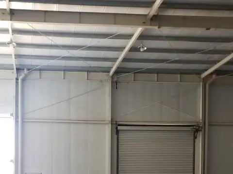 Galpón 850 m² en Parque Industrial MICROPI