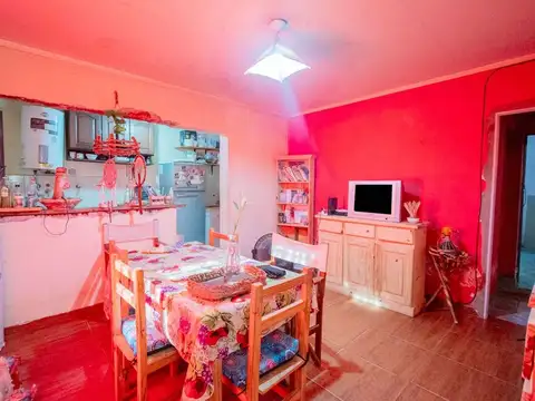 Casa 3 ambientes con 1 baño
