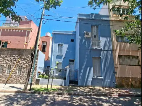 Venta - Casa - Lote propio - Pasaje El Sauce 1300 - Floresta