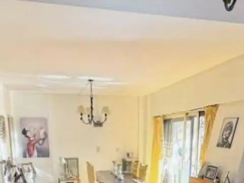 Departamento en Venta de 4 dormitorios