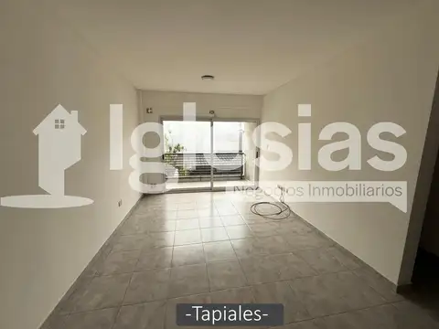 Departamento de 2 ambientes en alquiler en Tapiales