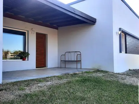 Casa en venta - 4 Dormitorios 4 Baños - Costa Esmeralda