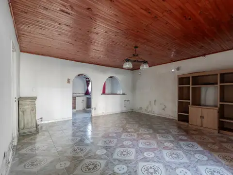 Casa en Venta en Temperley, USD 55.000