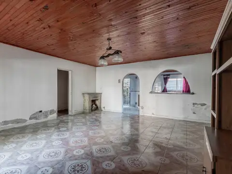 Casa 4 ambientes con 1 baño