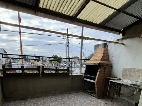 Olaya 2600, Piso 1
