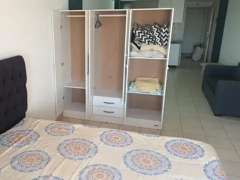 OPORTUNIDAD AMB DIVIDIDO CON Piscina