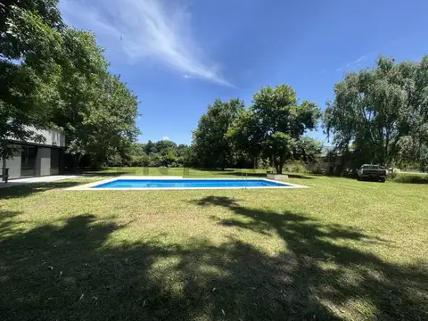 Casa 2 ambientes con 1 baño