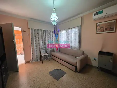 Gutierrez 2200, Piso 0