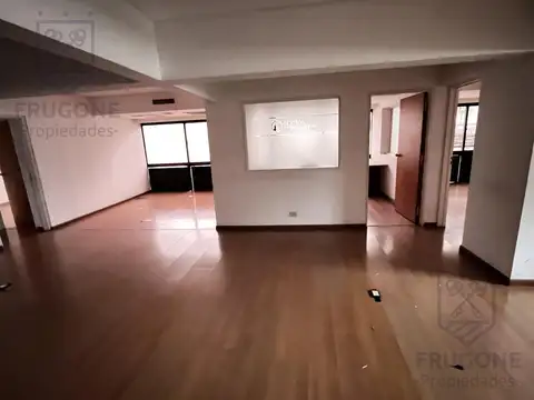 Oficina en Alquiler 45 años