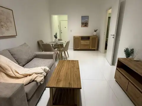DEPARTAMENTO 3 AMBIENTES RECICLADO Y AMOBLADO CON 2 PATIOS, ZONA GÜEMES / ALDREY