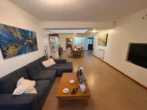 Casa en Venta en Avellaneda, USD 265.000