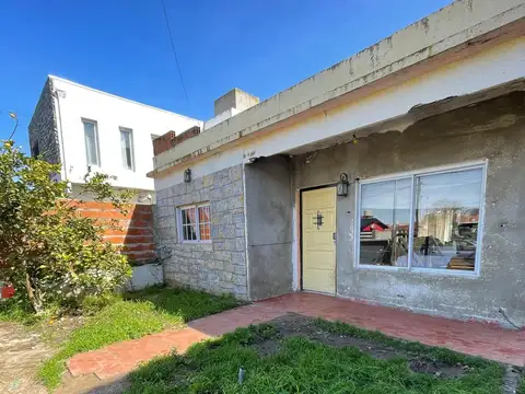 VENTA PH 3 AMBIENTES A REFACCIONAR FARO NORTE 