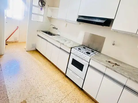 Departamento 4 ambientes con 2 baños