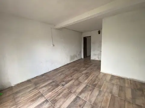 Casa en Alquiler con 1 cochera