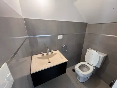 Departamento en Alquiler con 1 cocheras