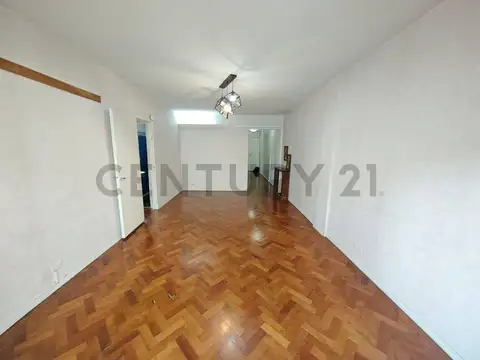 La Comuna 100, Piso 7