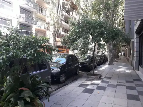 Aguilar 2400, Piso 6