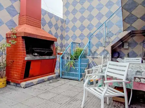 Casa 4 ambientes con 1 baño