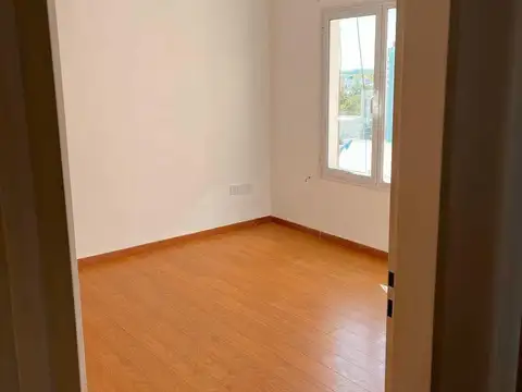 Departamento en Alquiler en Cipolletti, $ 1.300.000
