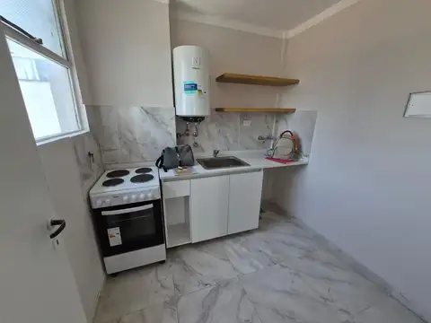 Departamento en Alquiler en Florida Mitre/Este, $ 700.000