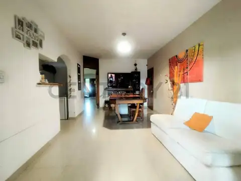 Presidente Juan Domingo Paso , Piso 0