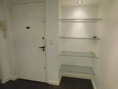 Maipu 600 3°- Departamento de 2 Ambientes al frente muy luminoso