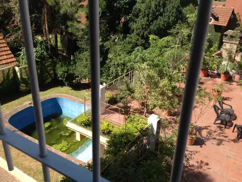 Casa en Venta con 5 cocheras