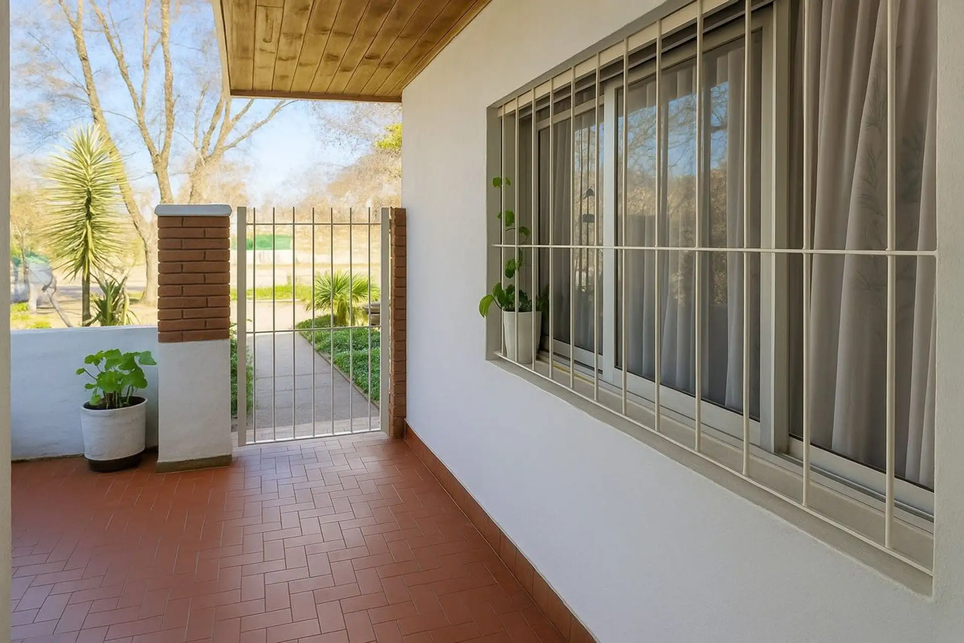 Venta Casa 3 Amb + Dpto 2 Amb B. Pueyrredón