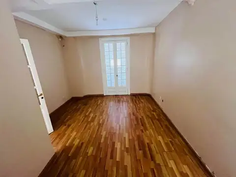 Venta Depto.3 ambientes con dependencia en Tribunales