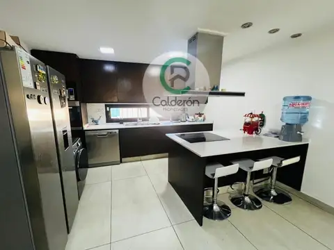Casa en Venta al Oeste