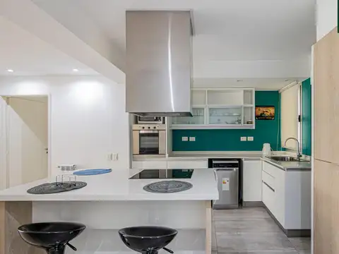 Av Pueyrredon 2400, Piso 5