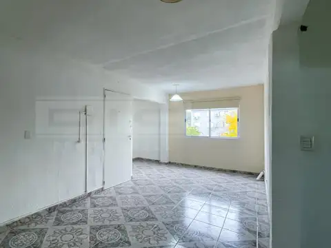 Carlos Casares al 2800 edificio 215 entre Sarratea y Santa Maria de Oro