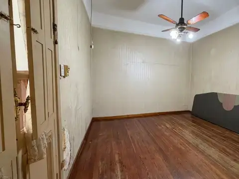 Depto Tipo Casa en Venta 46 años