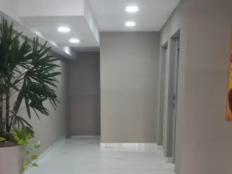 Rio De Janeiro 700, Piso 4