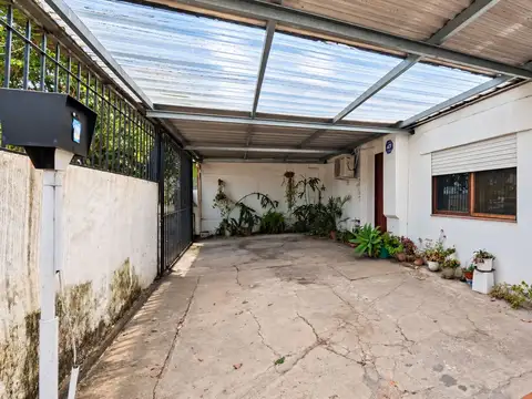CASA EN VENTA LOMAS DE ZAMORA APTO CREDIT
