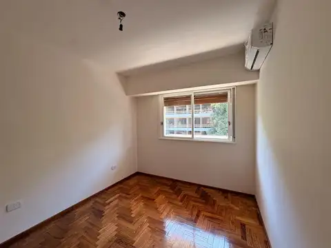 Bucarelli 2600, Piso 3