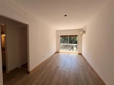 Venta en V. Uqruiza - Remoledado a nuevo en 2025!