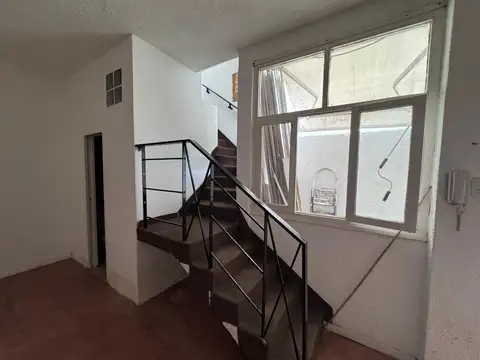 Depto Tipo Casa en Venta en Banfield, USD 79.000