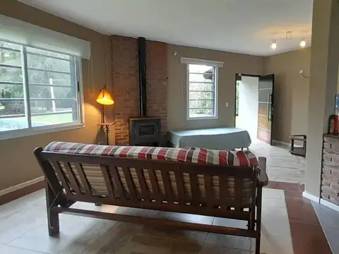 Casa en Venta con 1 cochera