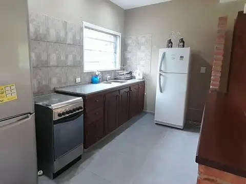 VENTA CASA 3 AMB SOBRE LOTE 2400 MTS-CHASCOMÚS