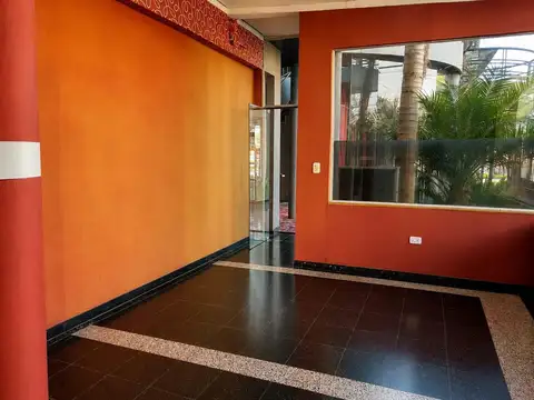 Local en Alquiler en Berazategui, USD 8.000