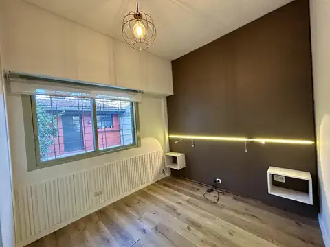 Depto Tipo Casa en Venta 40 años