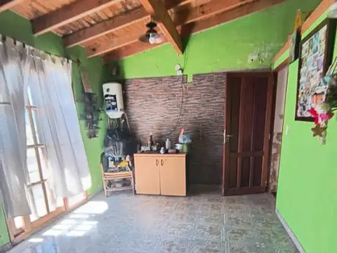 Casa 7 ambientes con 4 baños