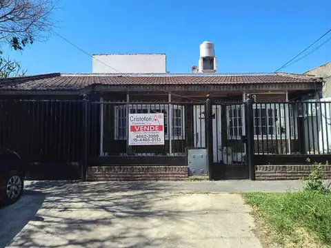 CASA EN VENTA - HURLINGHAM - OPORTUNIDAD 
