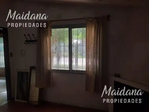 Espaciosa Casa En Venta, Lambertuchi