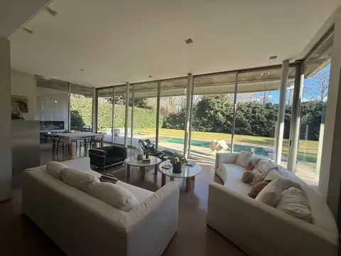 Casa en Alquiler 27 años