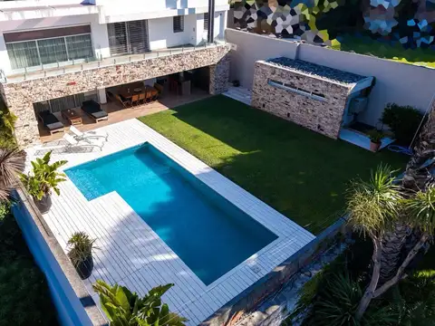 Venta casa 5 ambientes Quilmes centro