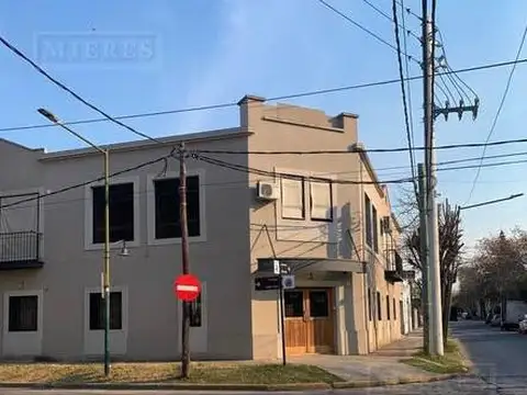 Excelente Edificio de Oficinas (ex Stud) enAlquiler en  Martínez.