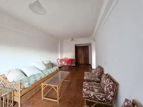 Departamento en Alquiler en Zona Guemes, $ 650.000